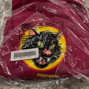 Supreme brand new stock men’s Tshirt size M